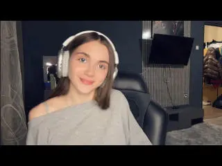 Xlovecam Watch Live Sex Cams of EmeraldWeinreb