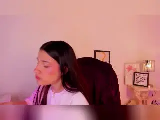 Xlovecam Free Live Porn of IrisBlair