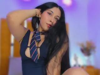 Xlovecam Free Porn Cam of MarilynHills