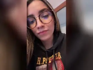 Xlovecam Live Porn of AdharaCooperr