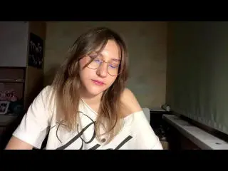 Xlovecam Adult Video Chat of LenoreSchontz