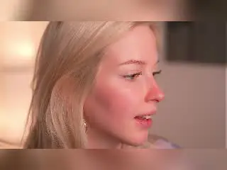 Xlovecam Live Sex of StellaMoor