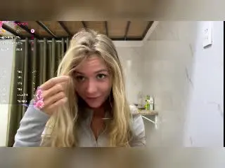 Xlovecam Nude Webcam of LennaTjandra